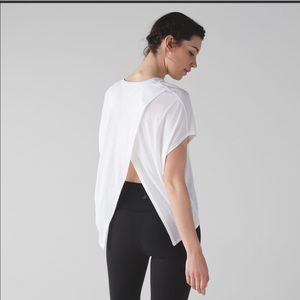 devout short sleeve II (open back t-shirt) - 4/6